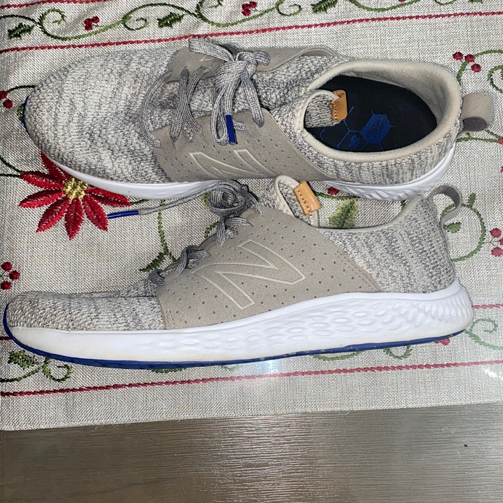 New balance shoes